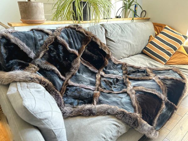 Fourrure recyclée : Une matière&nbsp;intemporelle